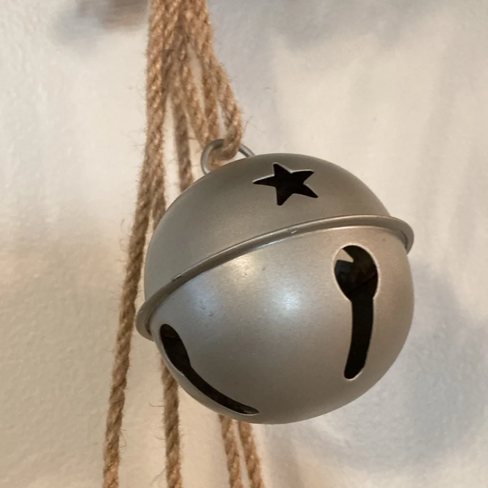 Christmas Bells - Picture 3 of 4